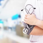 Municípios do interior com dificuldades para fixar médicos