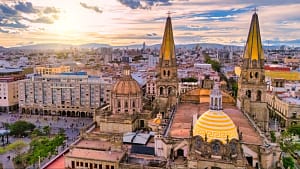 Já a pensar nas férias deste ano? 12 destinos imperdíveis