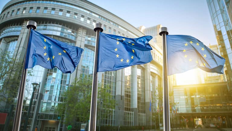 União Europeia está preparada para responder a “qualquer medida dos EUA”