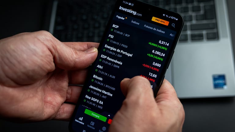 Bolsa de Lisboa encerra no ‘vermelho’ com Mota-Engil a liderar perdas