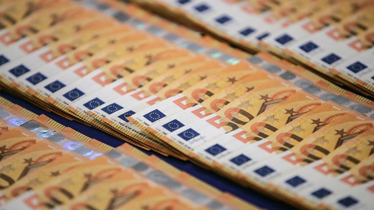 Lucro dos cinco principais bancos recua 0,4% até junho para 2.609 milhões