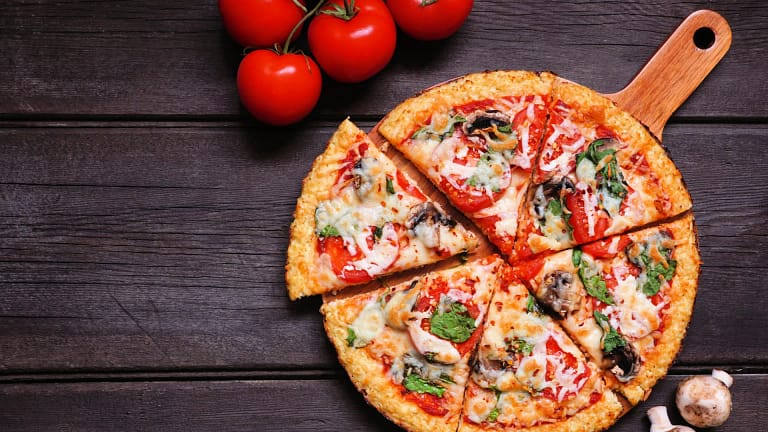 Quem disse que os celíacos não podiam comer pizza? Ora veja esta receita