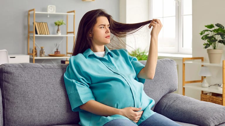 É seguro pintar o cabelo na gravidez? O mito desfeito e mais dicas úteis