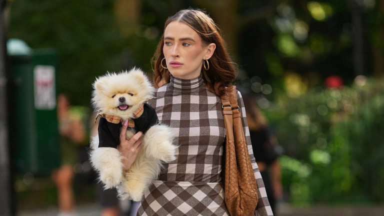 Street style: Padrão xadrez invadiu ruas de Nova Iorque na semana da moda