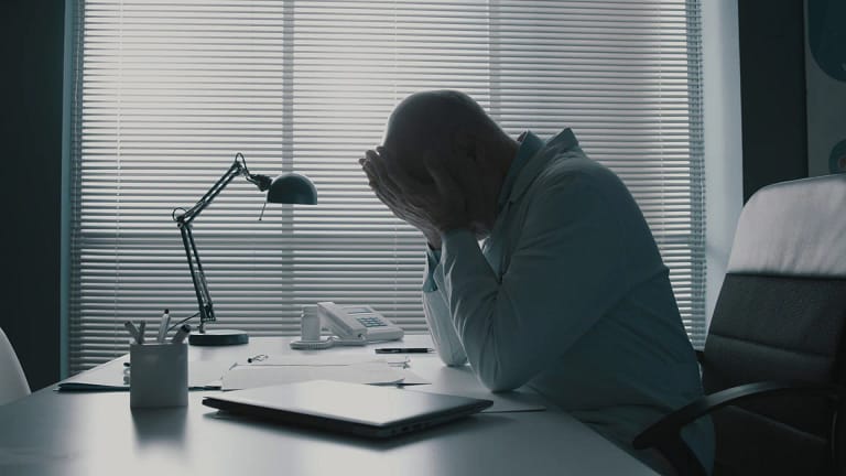 ‘Burnout’ e saúde mental afetam portugueses, mas só 3% fazem terapia
