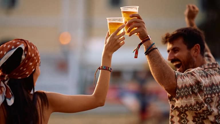 Que efeito pode ter a cerveja no organismo? É (quase) tudo mau