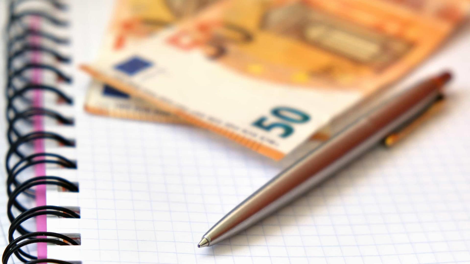 Despachantes “preocupados” com constrangimentos no Portal das Finanças
