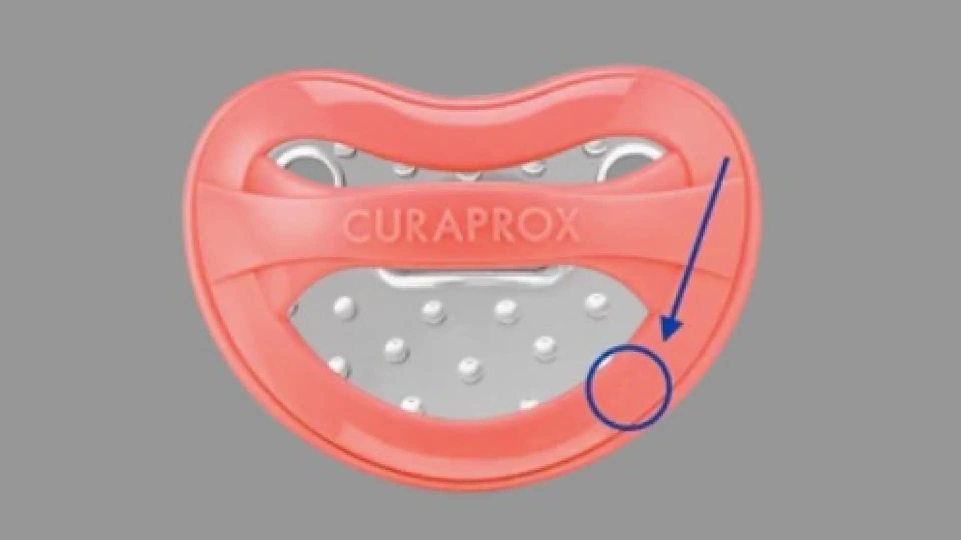 Chupetas com BPA? Pediatra tranquiliza os pais e deixa três recomendações Chupetas com BPA? Pediatra tranquiliza os pais e deixa três recomendações